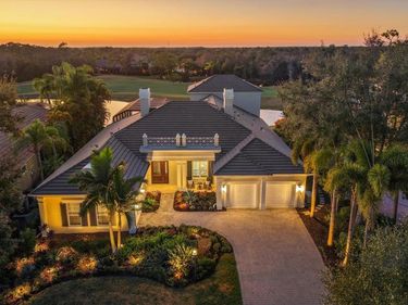 7520 GREYSTONE STREET, LAKEWOOD RANCH, FL 34202