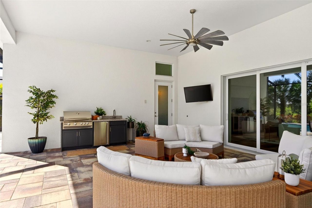 8276 Redonda Loop, Lakewood Ranch, FL 34202 Photo