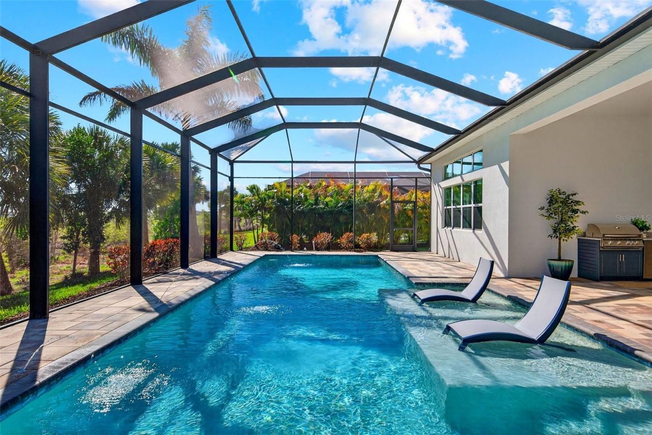 8276 Redonda Loop, Lakewood Ranch, FL 34202 Photo