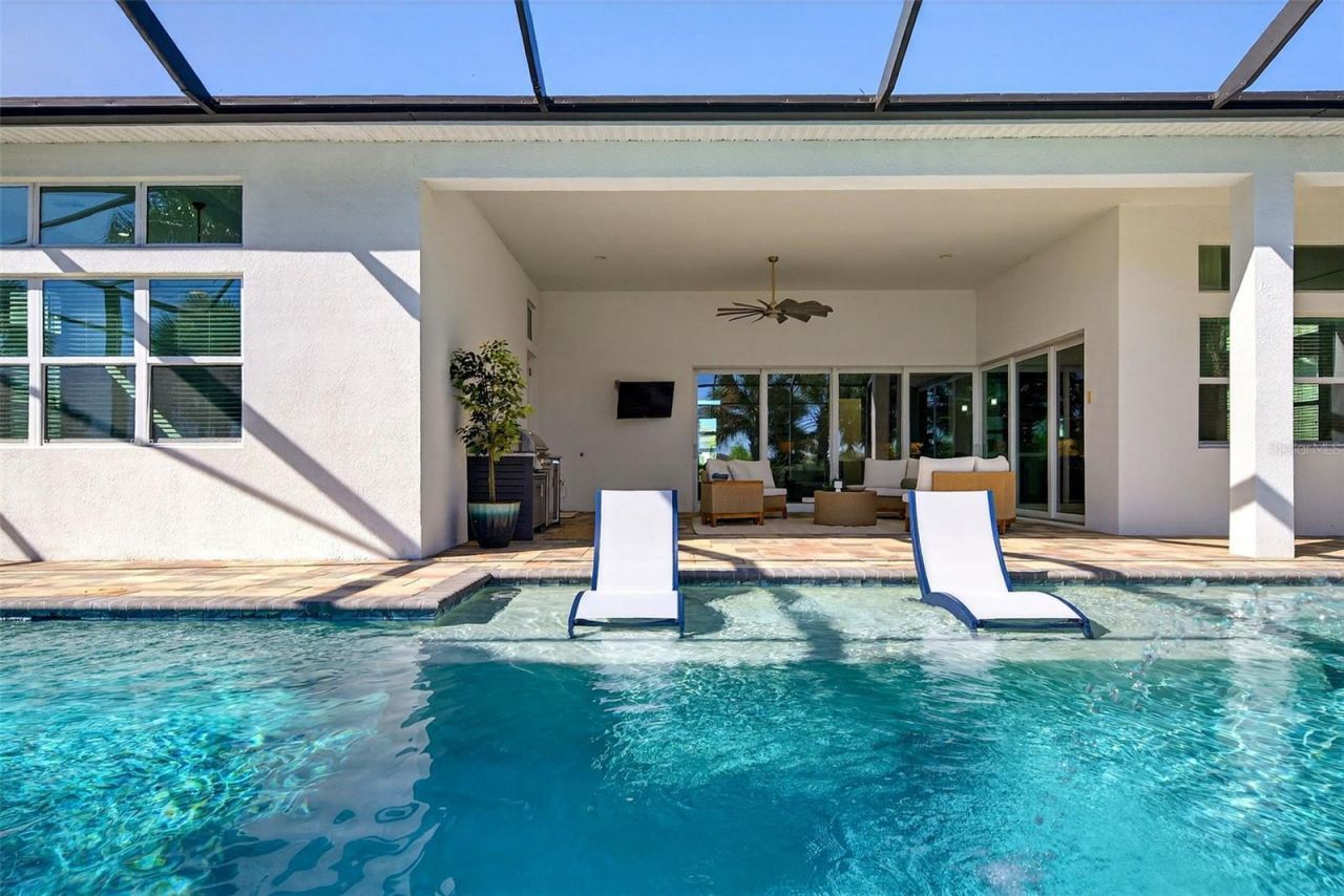 8276 Redonda Loop, Lakewood Ranch, FL 34202 Photo