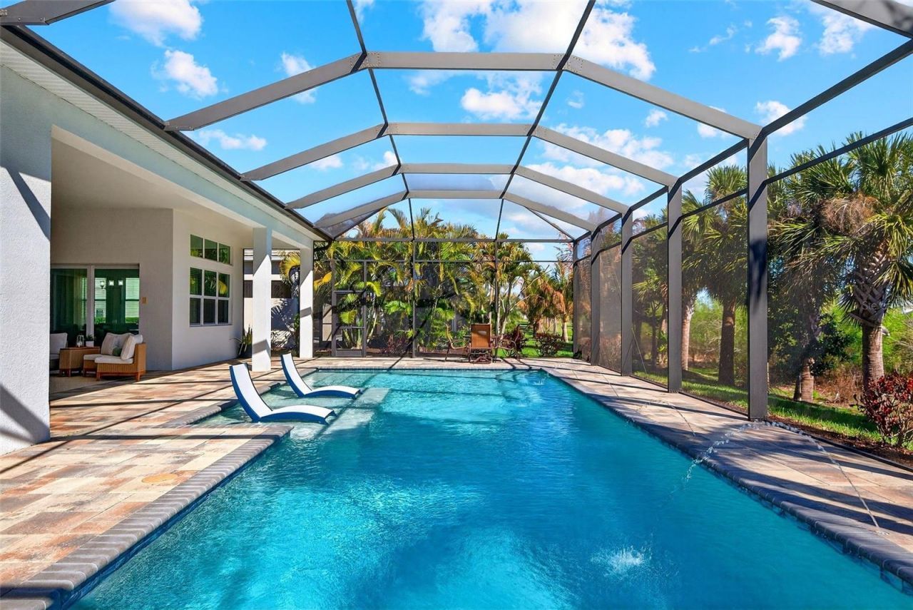 8276 Redonda Loop, Lakewood Ranch, FL 34202 Photo