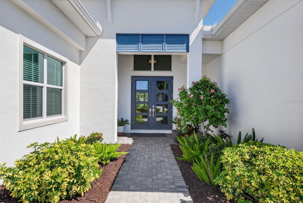 8276 Redonda Loop, Lakewood Ranch, FL 34202 Photo