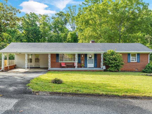 1024 Lancewood Drive, Knoxville, TN 37920