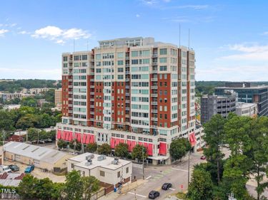 400 W North Street, Unit 1028, Raleigh, NC 27603