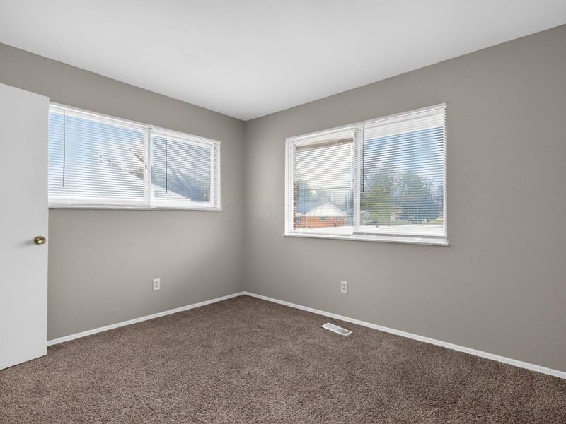 868 Liverpool Place , Westerville, OH 43081 Photo 11