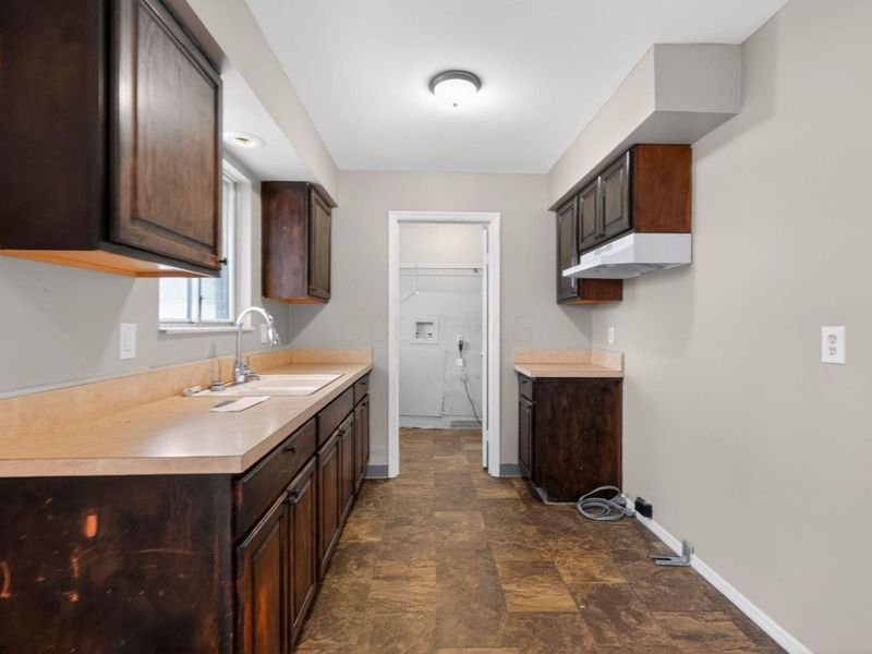 868 Liverpool Place , Westerville, OH 43081 Photo 14