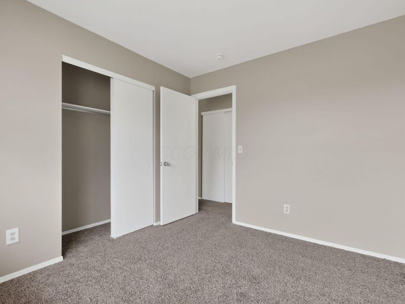 868 Liverpool Place , Westerville, OH 43081 Photo 17