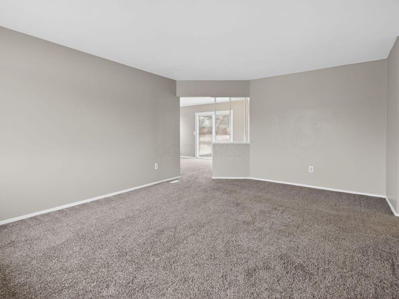 868 Liverpool Place , Westerville, OH 43081 Photo 9