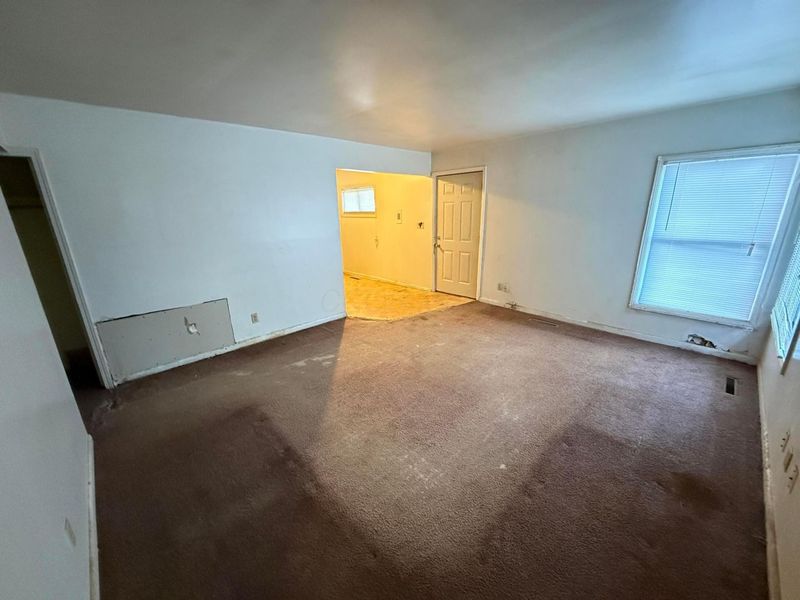 2282 Dawnlight Avenue , Columbus, OH 43211 Photo 2