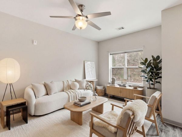 782 Riverfront Parkway, Chattanooga, TN 37402