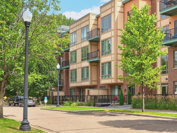1070 Grandview Court NE, Unit 304, Columbia Heights, MN 55421