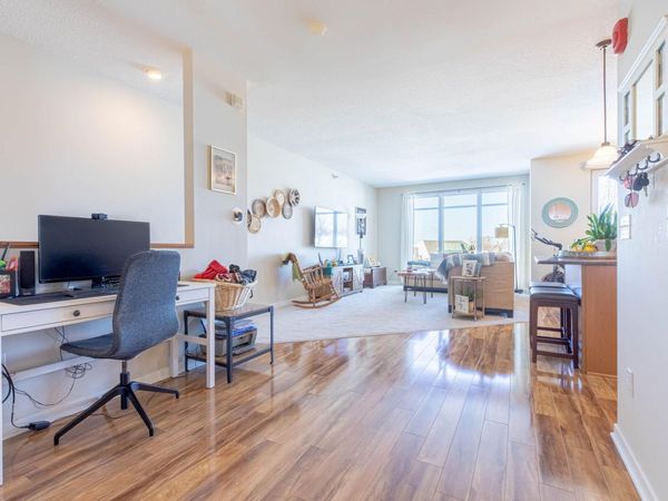 1070 Grandview Court NE, Unit 304, Columbia Heights, MN 55421