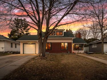 1751 Beechwood Avenue, Saint Paul, MN 55116