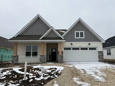 7637 Swan Street, Lino Lakes, MN 55014