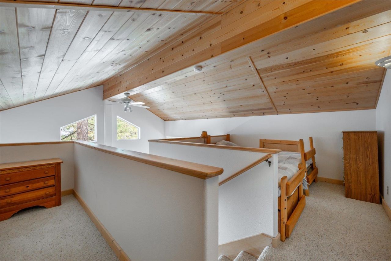 11870 Muhlebach Way, Truckee, CA 96161 Photo