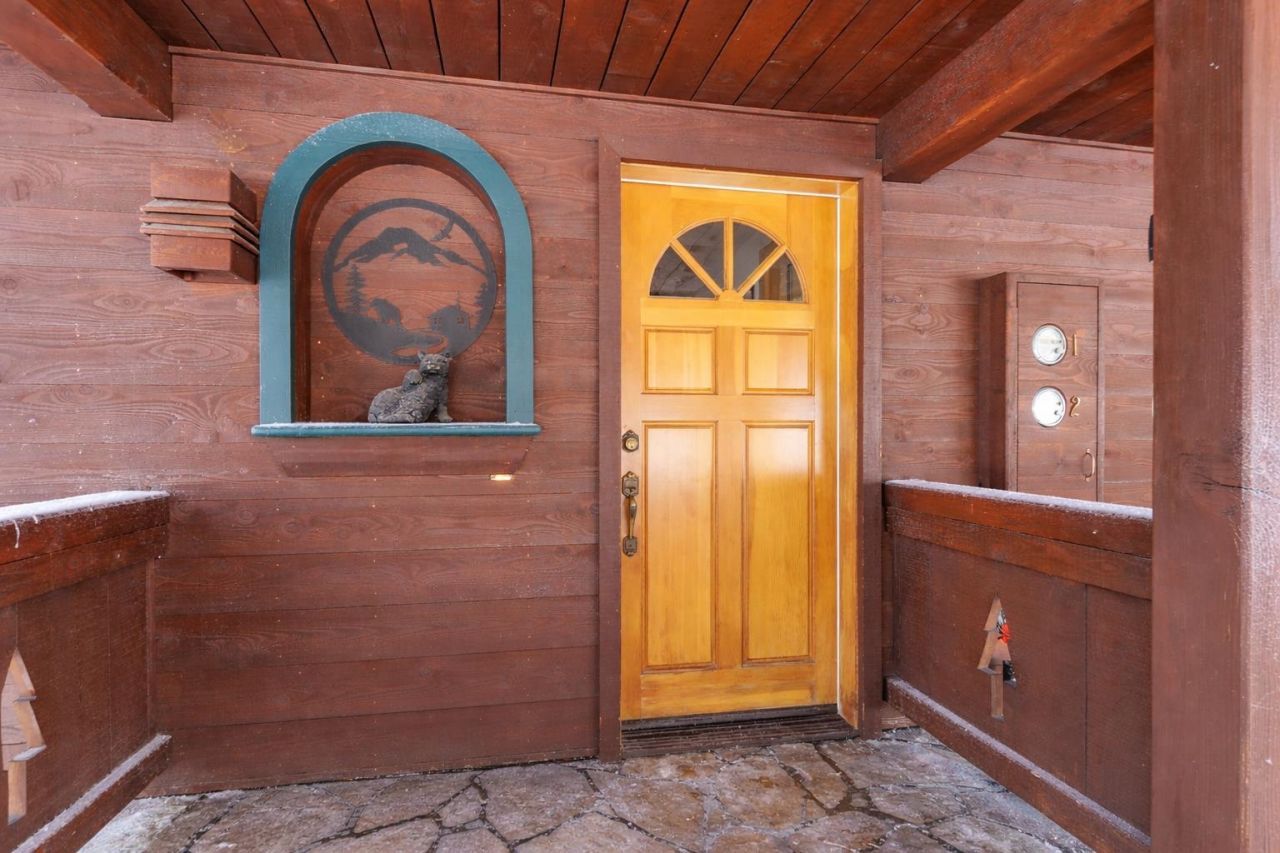 11870 Muhlebach Way, Truckee, CA 96161 Photo