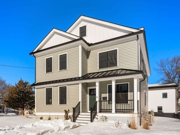 211 Florence Ave, Arlington, MA 02476