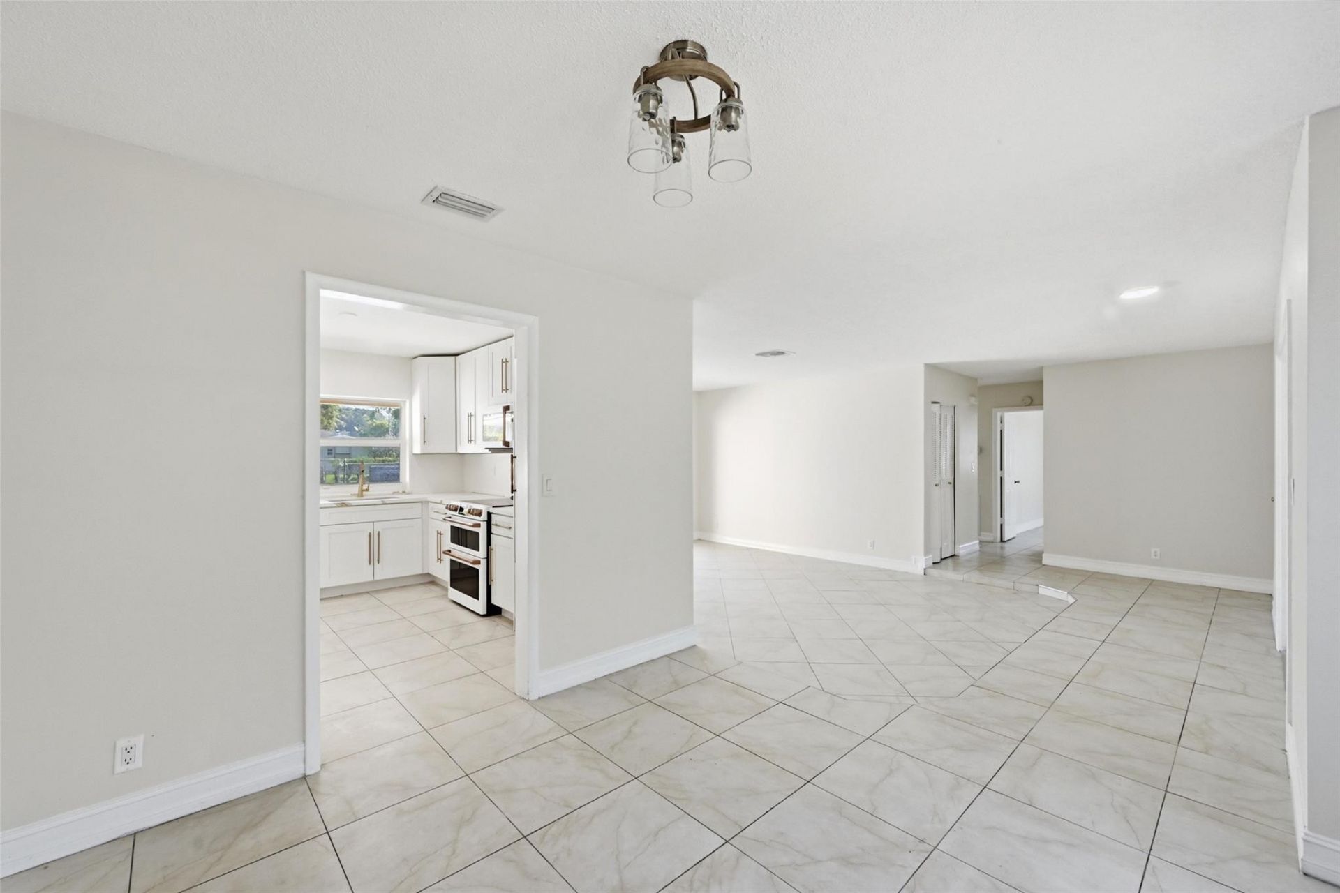 1430 NW 73 Avenue, Plantation, FL 33313 Photo
