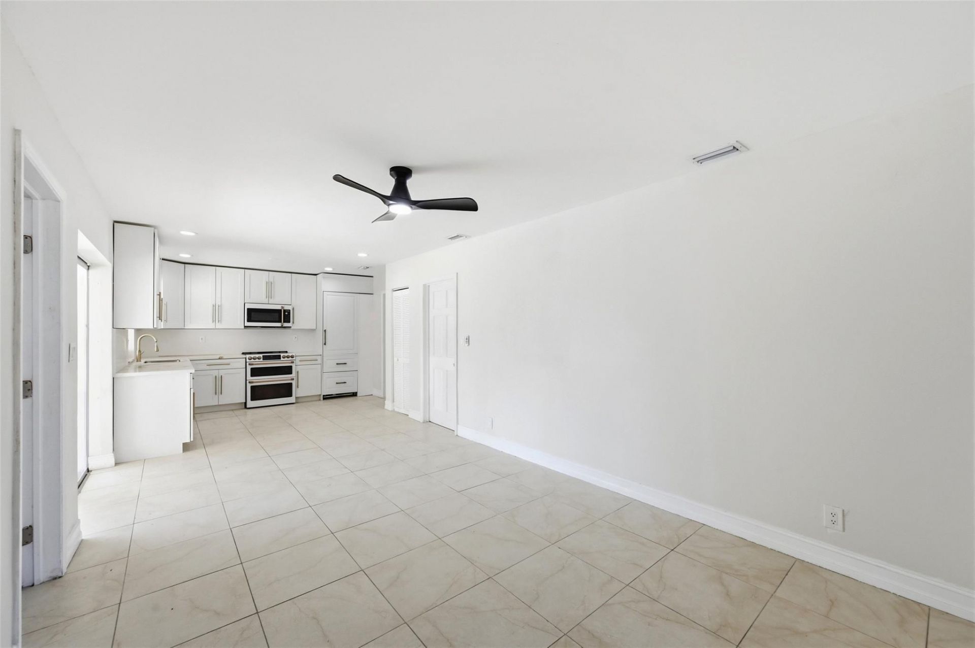 1430 NW 73 Avenue, Plantation, FL 33313 Photo