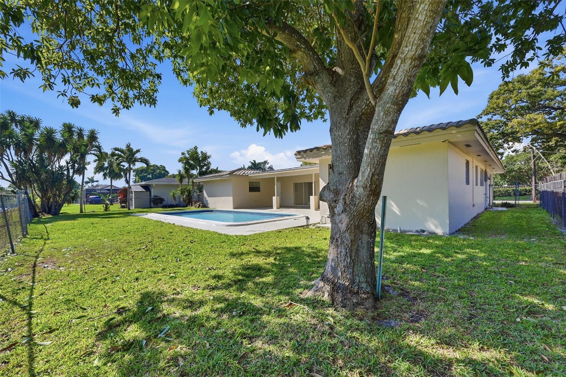 1430 NW 73 Avenue, Plantation, FL 33313 Photo