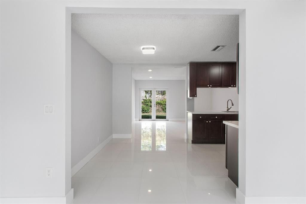 9611 Saddlebrook Drive, Boca Raton, FL 33496 Photo