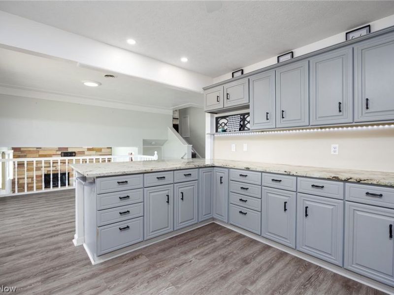 5220 Center Road, Brunswick Hills, OH 44212 Photo 13