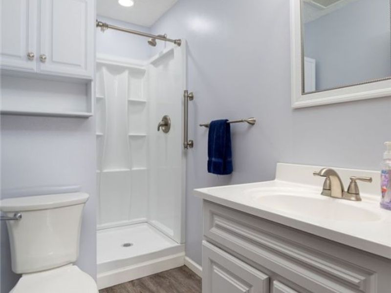 5220 Center Road, Brunswick Hills, OH 44212 Photo 21