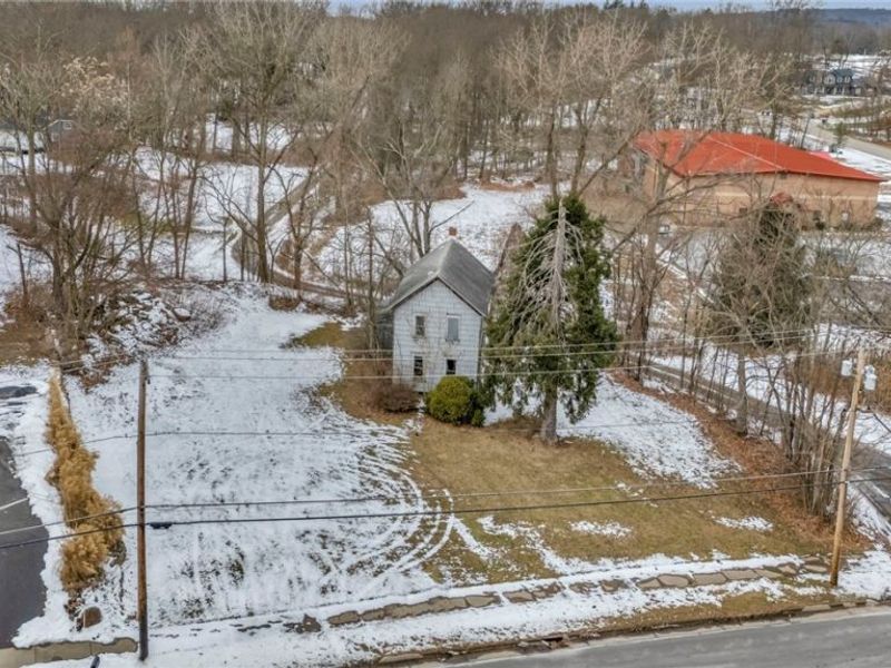 4138 S Main Street , Akron, OH 44319 Photo 1