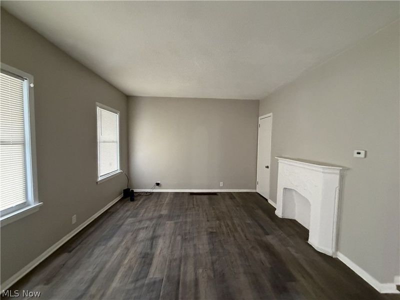 15340 Yorick Avenue, Unit Lower, Cleveland, OH 44110 Photo 5