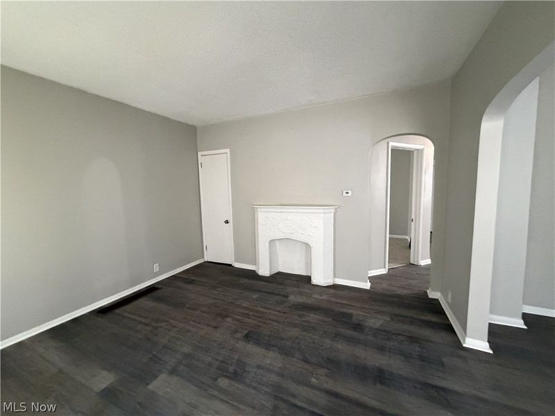 15340 Yorick Avenue, Unit Lower, Cleveland, OH 44110 Photo 6