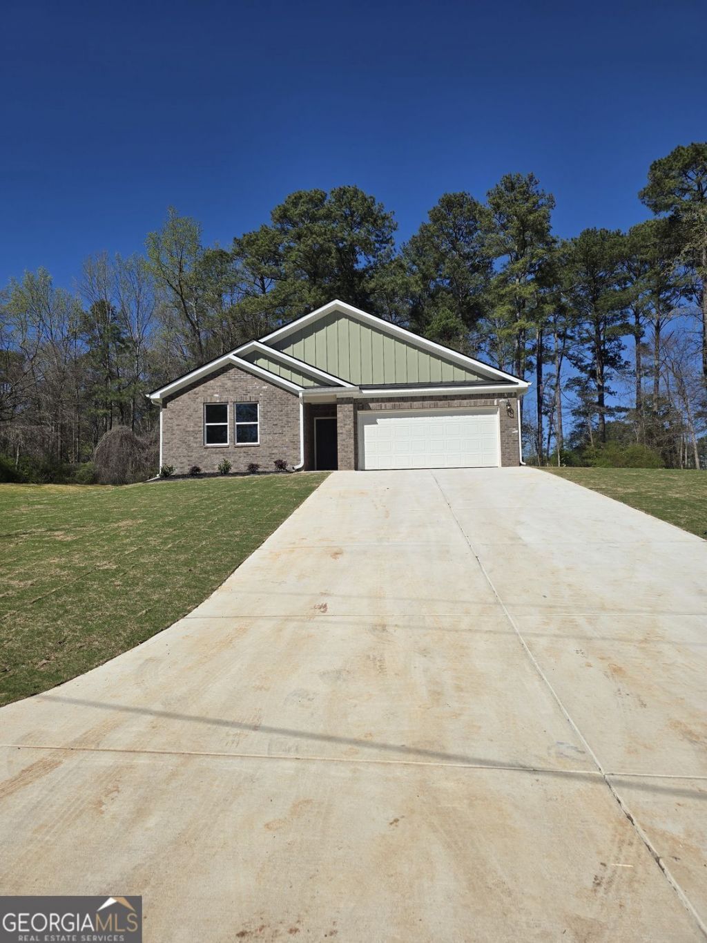 239 Swan Lake Road, Stockbridge, GA 30281 Main Photo