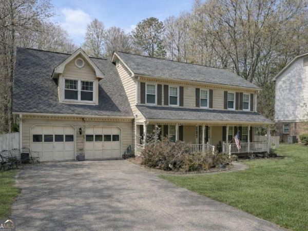 3246 Classic Drive, Snellville, GA 30078