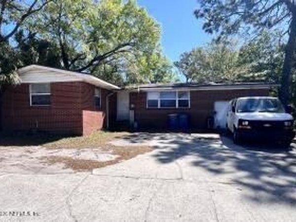 6518 MERRILL Road, Jacksonville, FL 32277