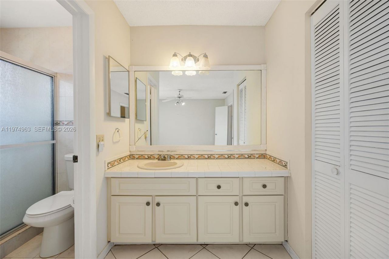 10262 SW 27th St, Miami, FL 33165 Photo