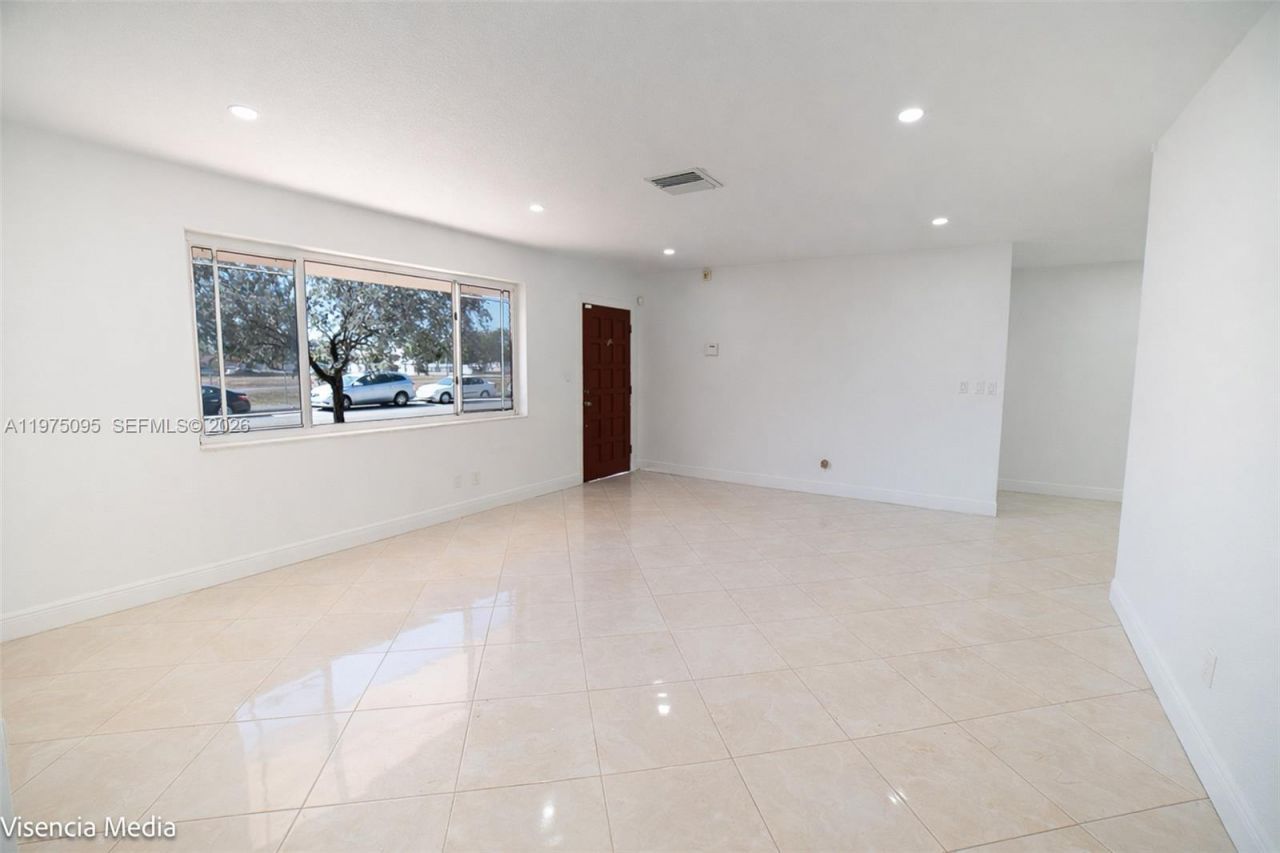 783 W 78th St, Unit 1, Hialeah, FL 33014 Photo