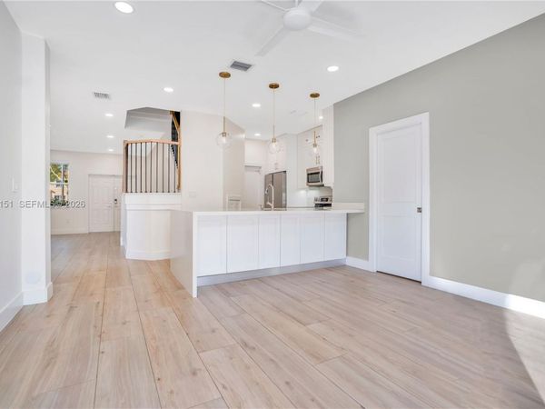 16922 SW 35th St, Miramar, FL 33027