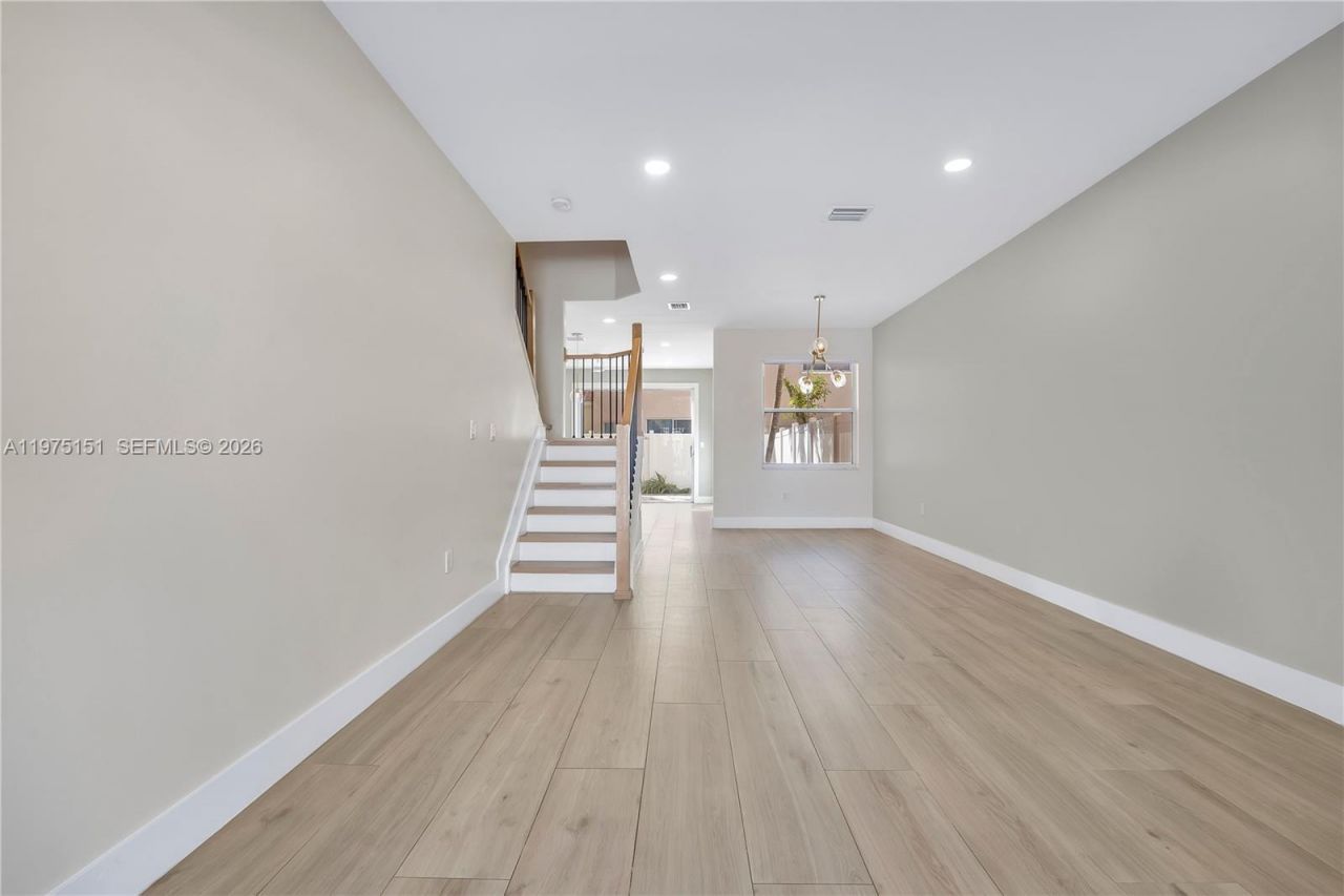 16922 SW 35th St, Miramar, FL 33027 Photo