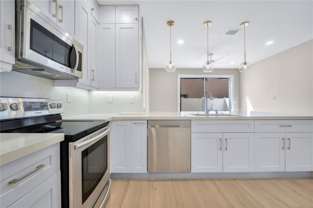 16922 SW 35th St , Miramar, FL 33027 Photo