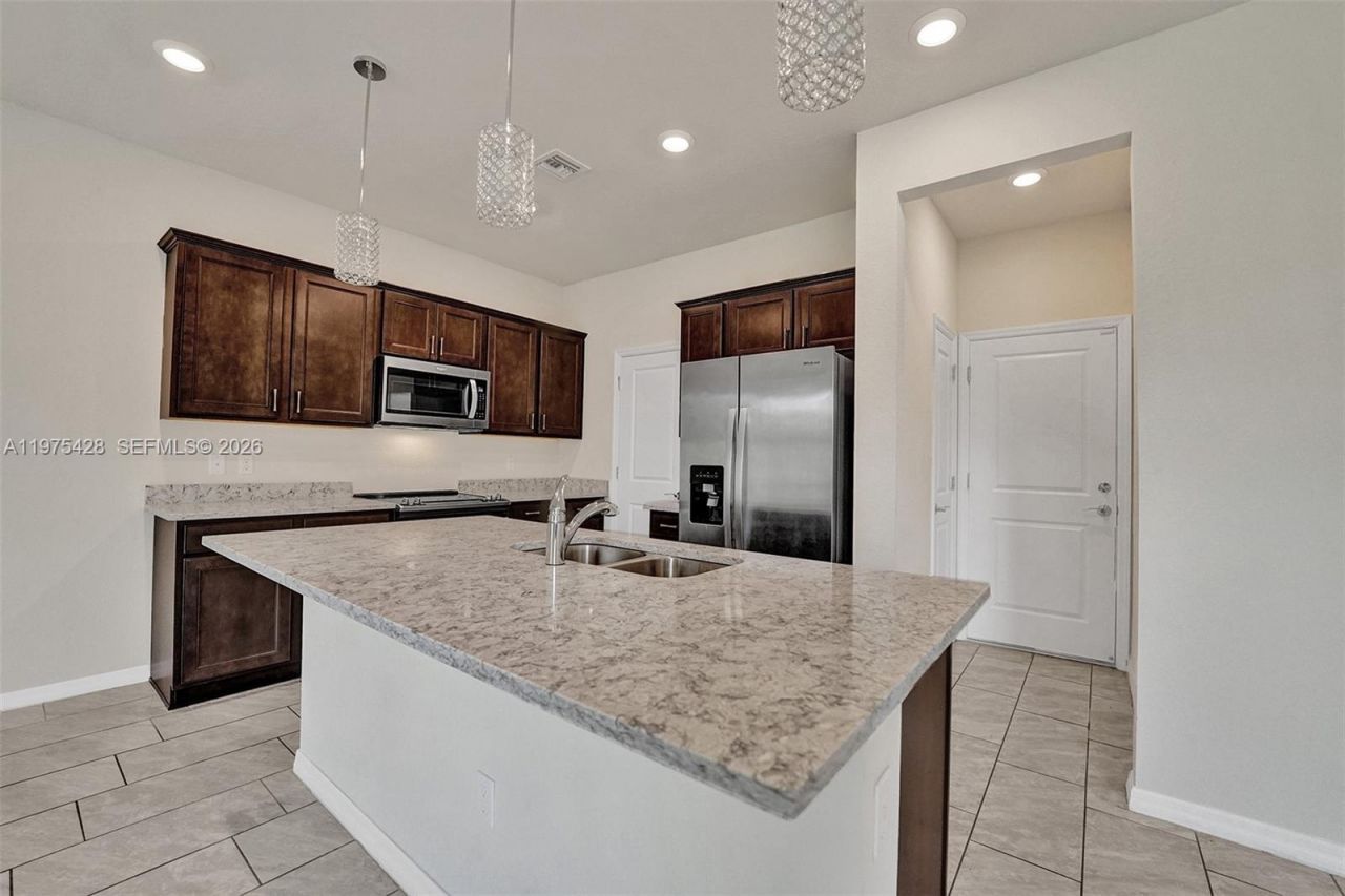 4764 Eucalyptus Dr , Hollywood, FL 33021 Photo