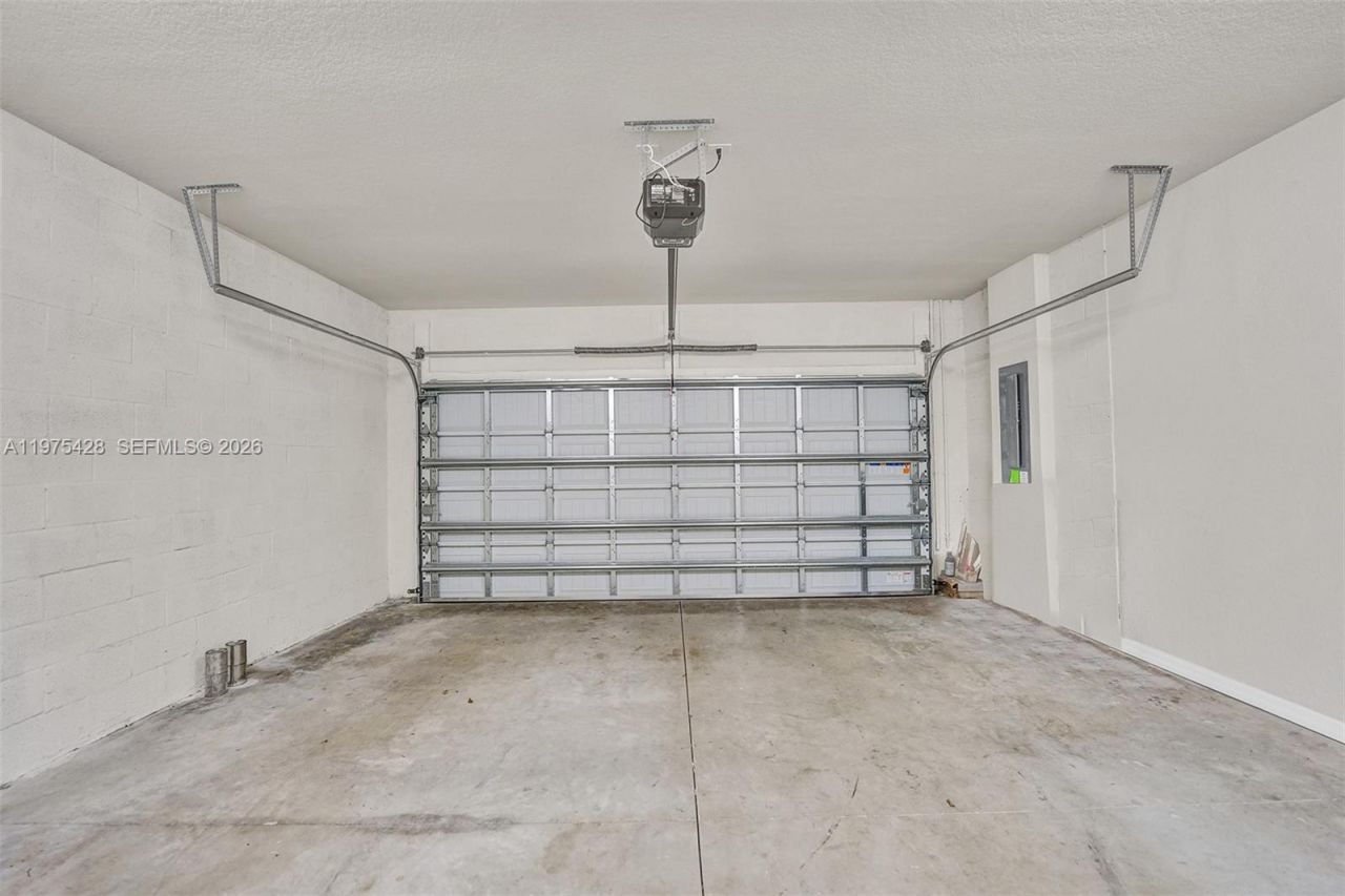 4764 Eucalyptus Dr , Hollywood, FL 33021 Photo