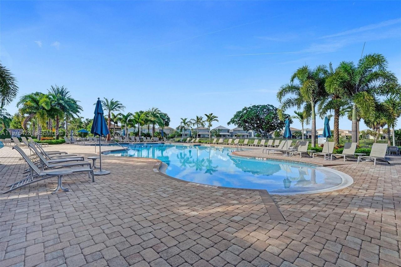 4764 Eucalyptus Dr , Hollywood, FL 33021 Photo