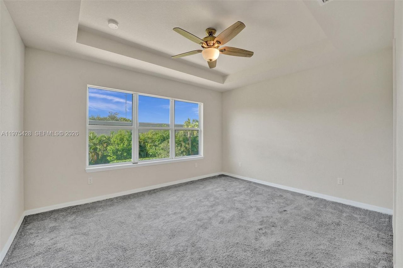 4764 Eucalyptus Dr , Hollywood, FL 33021 Photo