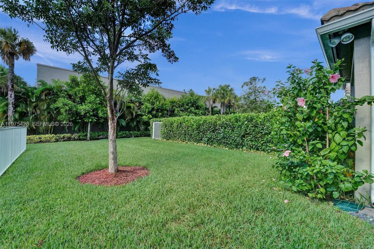 4764 Eucalyptus Dr , Hollywood, FL 33021 Photo