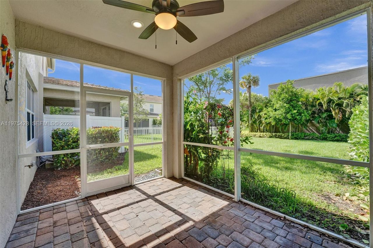 4764 Eucalyptus Dr , Hollywood, FL 33021 Photo