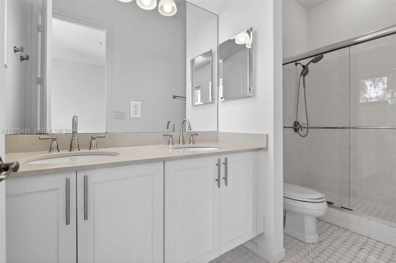 411 SW 13th Ter, Fort Lauderdale, FL 33312 Photo