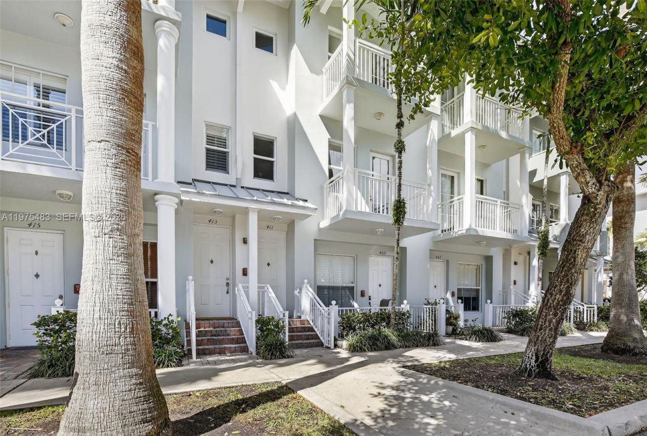 411 SW 13th Ter, Fort Lauderdale, FL 33312 Photo