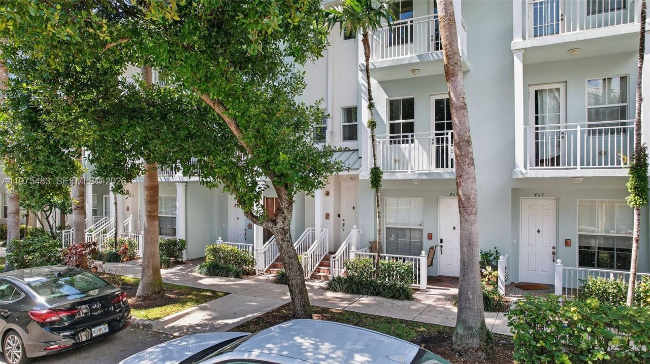 411 SW 13th Ter, Fort Lauderdale, FL 33312 Photo
