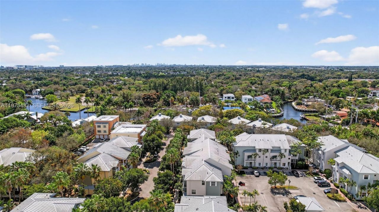 411 SW 13th Ter, Fort Lauderdale, FL 33312 Photo