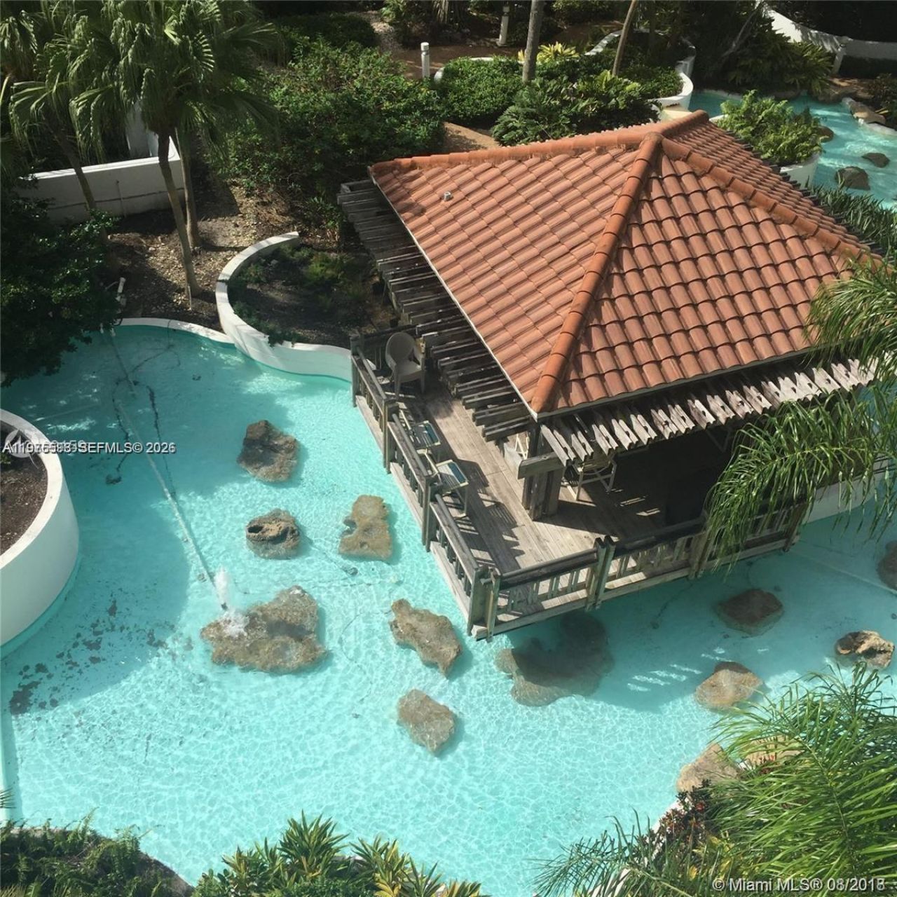 20281 E Country Club Dr , Unit 611, Aventura, FL 33180 Photo