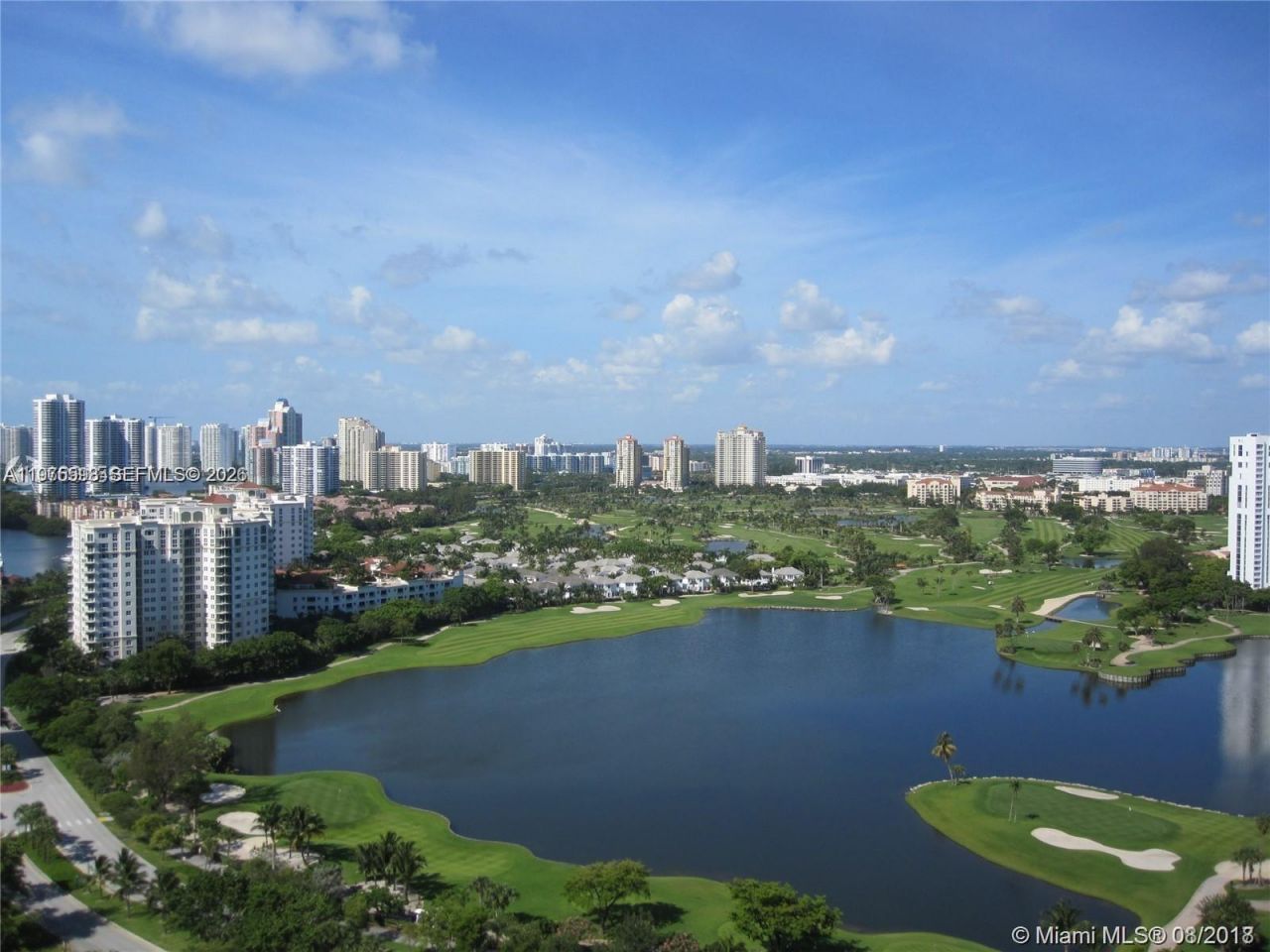 20281 E Country Club Dr , Unit 611, Aventura, FL 33180 Photo